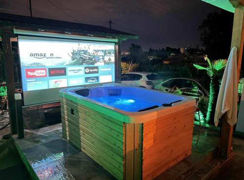 Tropical Paradise VIP house in Agia Triada