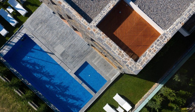 Turtulli Castle Villa I, a Sea Escape in Kato Gouves