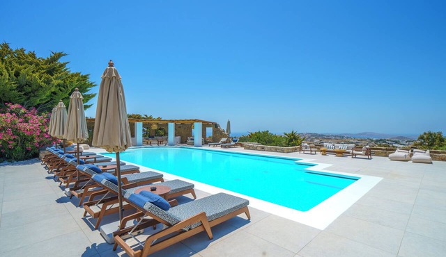 Unparalleled luxury and warmth meet sweeping Aegean blues - The ultimate Mykonos retreat in Mykonos