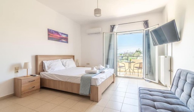 Urban Apt Next University 4 in Heraklio