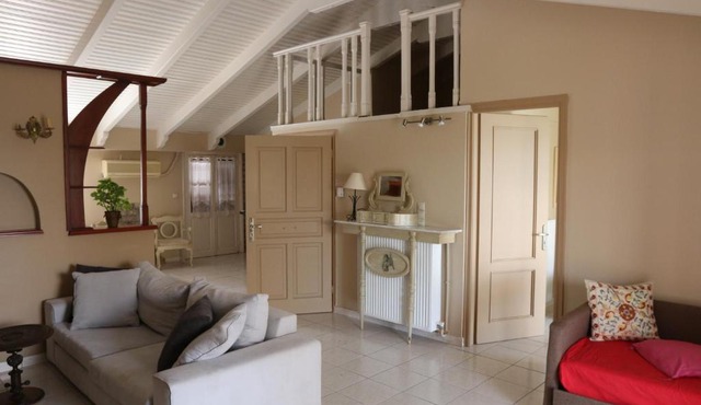 Vanessa Studios in Poros