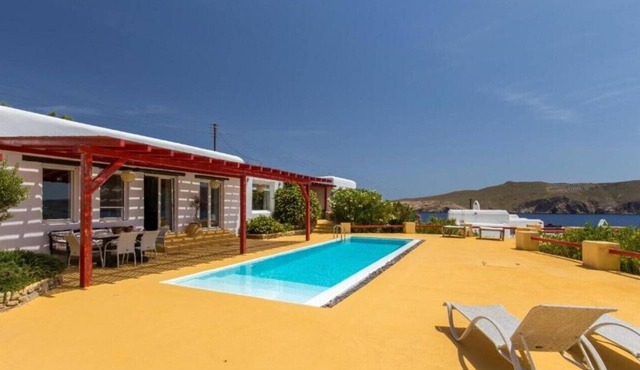 Villa 'Agios Sostis Mykonos' with Sea View, Wi-Fi and Air Conditioning