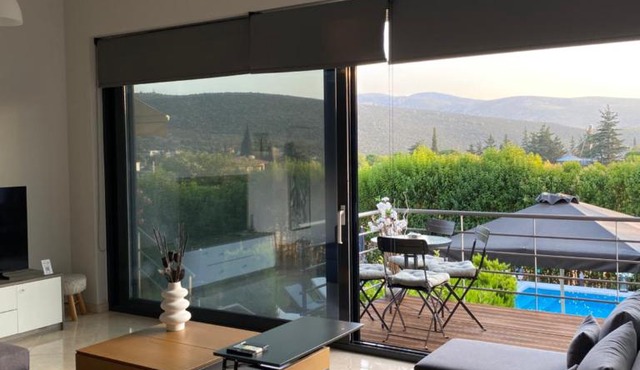 Villa Constangie 1 in Marathon