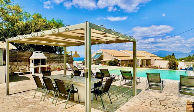 Villa Kessar St. Stephanos with private pool in Agios Stefanos Kassiopi