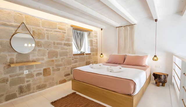 Villa 'Grannys Finiki' with Mountain View, Wi-Fi and Air Conditioning in Karpathos