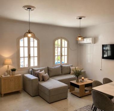 Villa Harmonia I -Elegant Retreat in Karlovasi