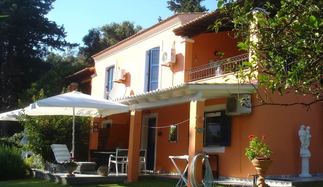 Villa in green nature, sand beach and mountains. in KORFU