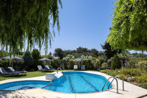 Villa Lambros in Roústika