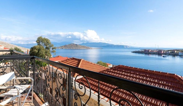 Villa Lola in Halki