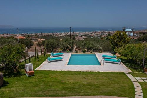 Villa Manetti with Private Pool and Garden by Hospi Living in Kokkini Khanion