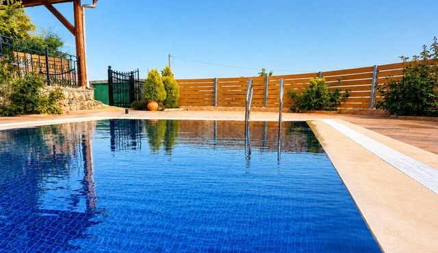 Villa Maria Christina with Private Pool in Crete in Skourvoula