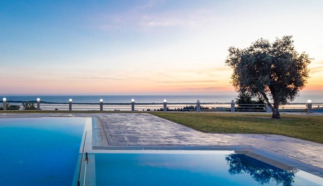 Villa Mediterranean View in Corfu