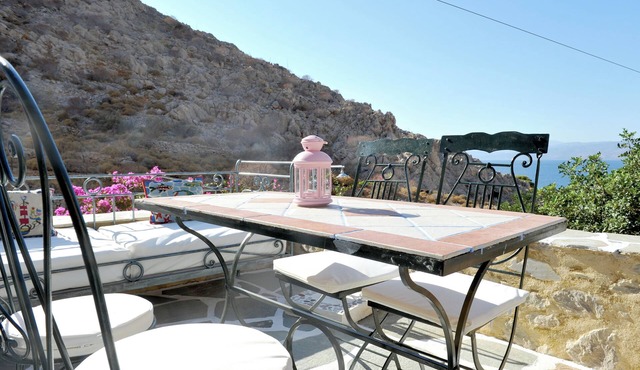 VILLA NEFELI in Hydra
