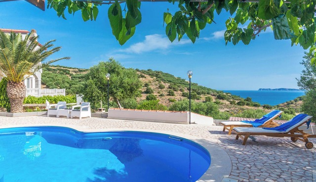 Villa Palma - Private pool, Sea view in Tripitos