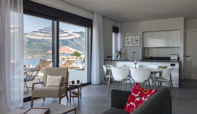 Villa Sirius. 4 bed villa. Private infinity pool. in Pogonia