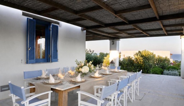 VILLA SOROS