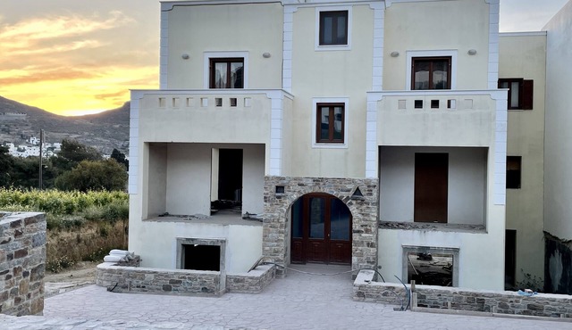 Villa Stelianna - Stately stone house at Eggares Village