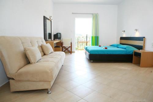 Villa Thomas Valtos beach in Parga