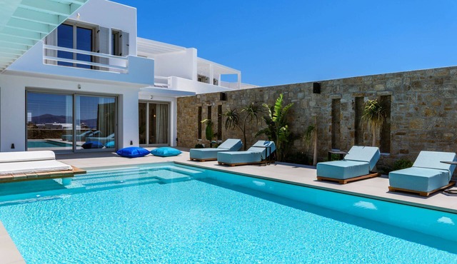 Villa Utopia II by Fantasia Villas