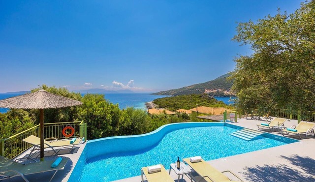 Villa Votsalo - Three Bedroom Villa, Sleeps 6 in Lefkada