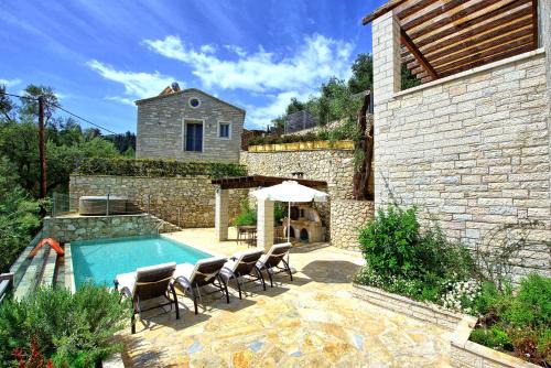 Villa Yaisemi by PosarelliVillas in Kavalléraina
