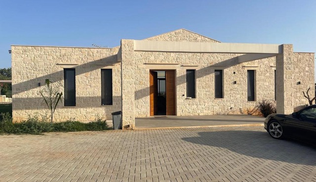 Villa Yi in Chorafakia
