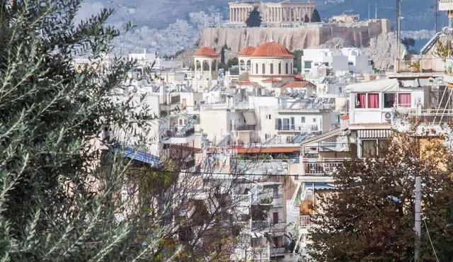 Vironas Chic Sleek Modern Studio in Athens in Vironas