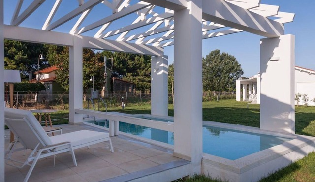White Villas PPV by Interhome in Douneika