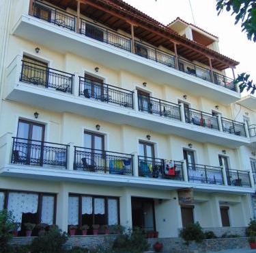 Xanemos Port Xanemos Studios in Skiathos