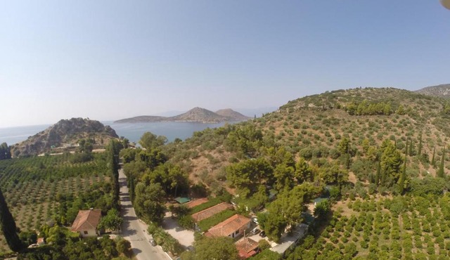 XeniCamp & Bungalows in Tolo