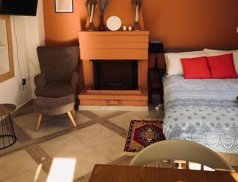 Zacharos Elegant Studio in Leonidio