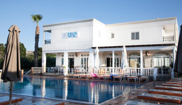 Zeus Hotel in Kefalos