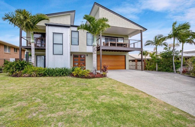 12 Tingira Close Rainbow Beach