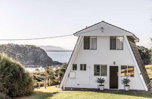 A PERFECT STAY - A Frame
