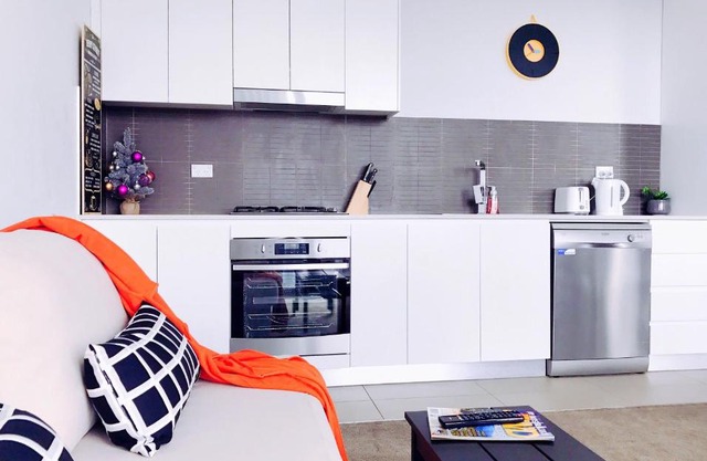 Ashfield Modern Apartment