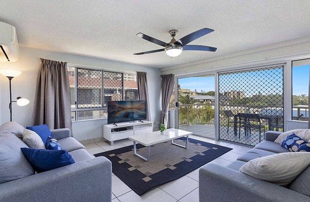 Cheltenham Apartments Unit 6 Kings Beach QLD