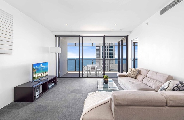 Circle on Cavill Ocean View