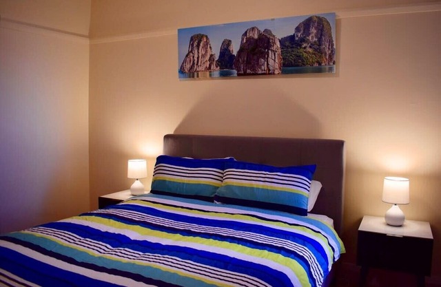 Comfortable Apartment In Trendy Haberfield (Via 1)