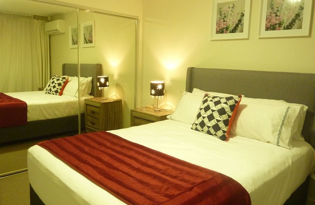 Entire 2BR Apartment - Azzura Greens Hope Island - Fully Furnished