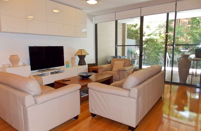 Fully Furnished 3 Bedroom Executive Apartment 37