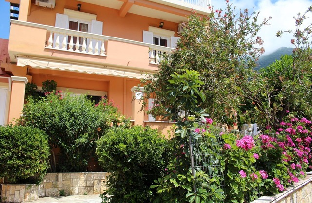 Cozy Holiday At The Sea Paramonas 