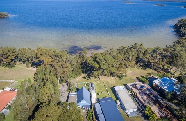 Sorrento Lakeside Point Sundays 