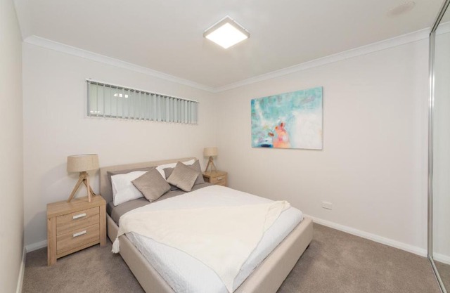 Lakeview Suite 17