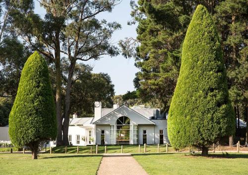 Lancemore Lindenderry Red Hill 