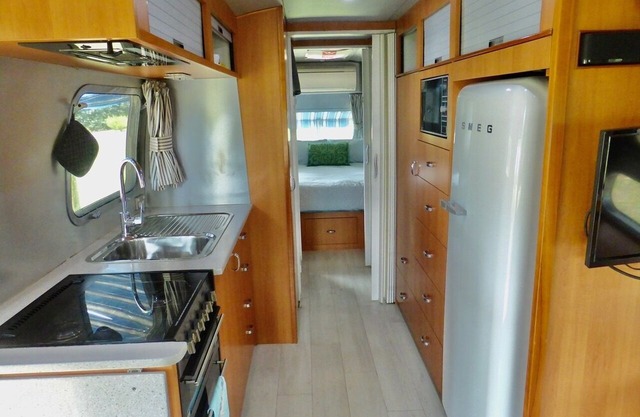 Mansfield on the Manning - Unique 31' American Airstream