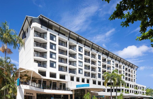 Cairns Esplanade 