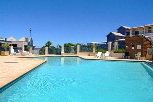 Margarets Beach Resort 