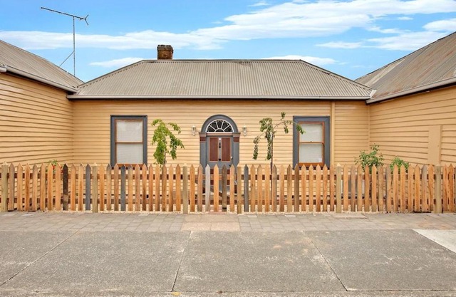 Robinson Cottage 