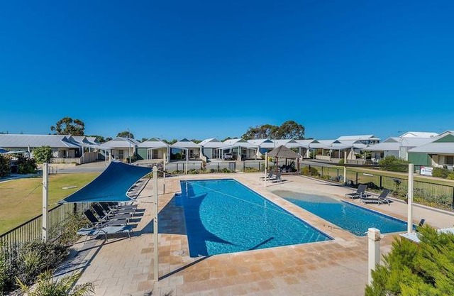 Seafront Unit 50