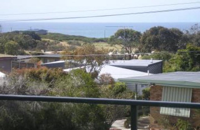 Sunningdale Beach House 16